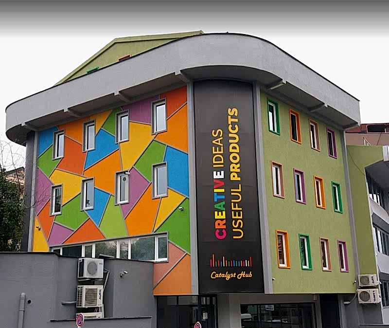 Fevkalade Dijital, Catalyst HUB çalışma merkezi